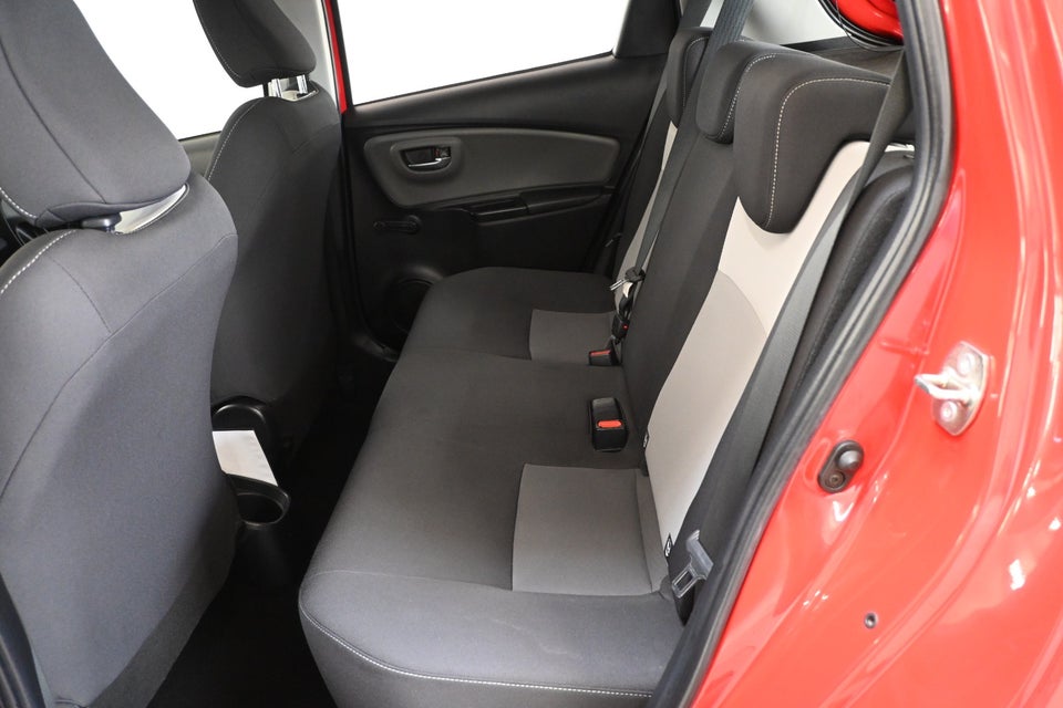 Toyota Yaris 1,0 VVT-i T2 5d