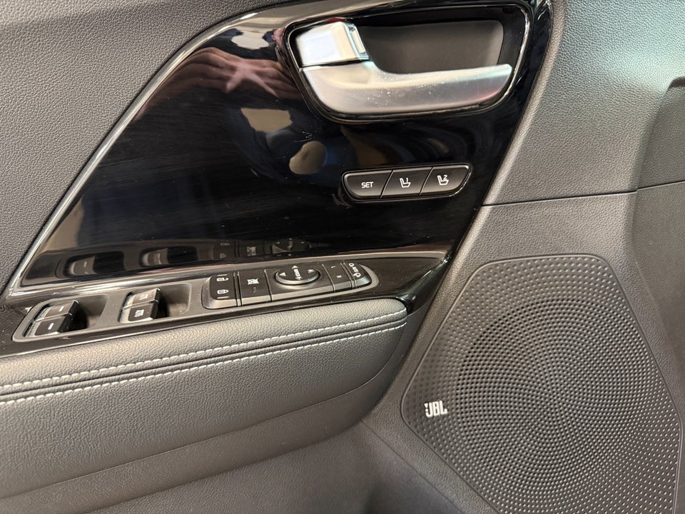 Kia e-Niro 64 Premium 5d