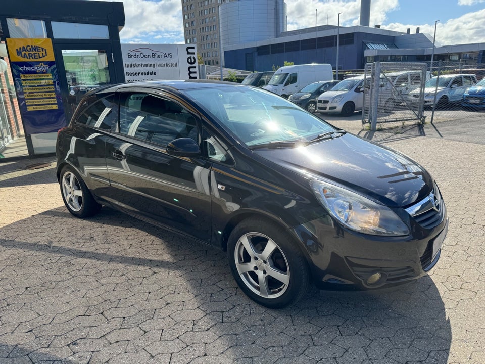 Opel Corsa 1,4 16V Sport 3d