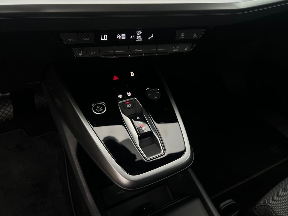 Audi Q4 e-tron 45 Advanced 5d