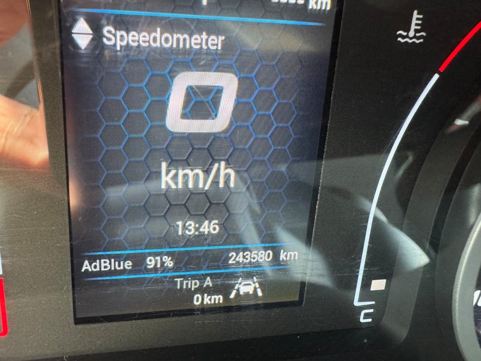 Iveco Daily 3,0 35S18 4100mm Lad AG8