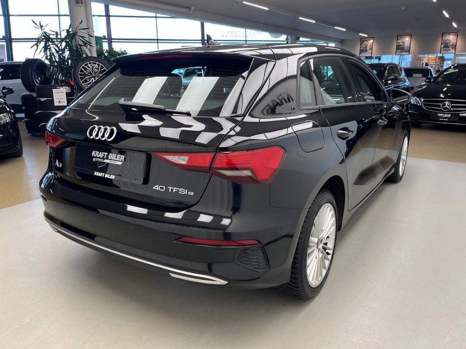 Audi A3 40 TFSi e Advanced Sportback S-tr. 5d