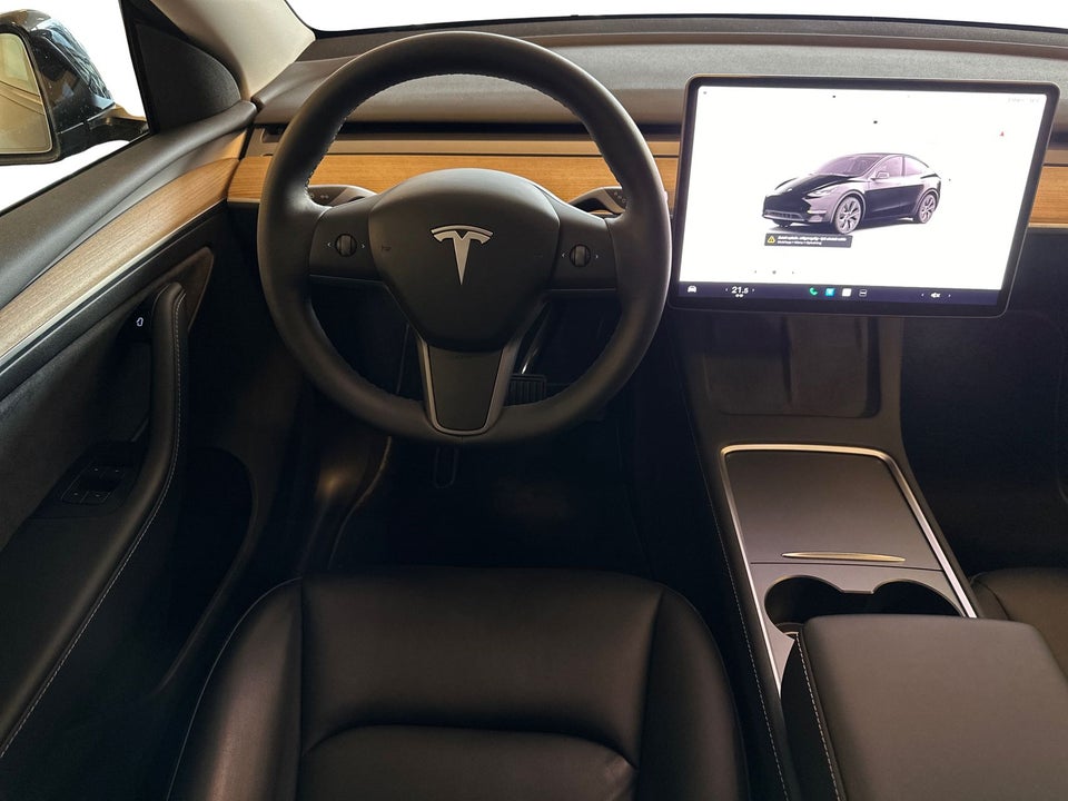 Tesla Model Y RWD 5d