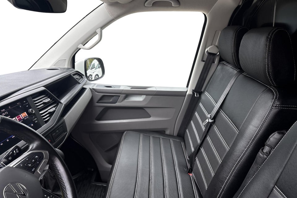 VW Transporter 2,0 TDi 150 Kassevogn DSG lang