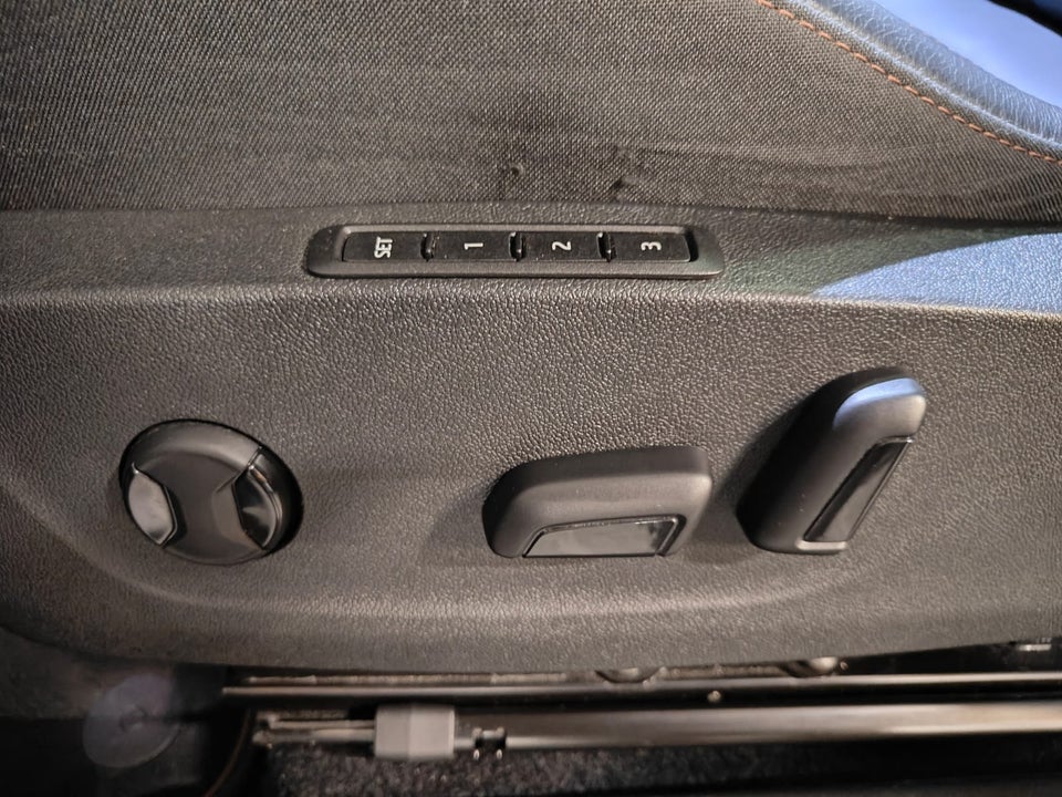 Skoda Enyaq 80 iV Plus Suite 5d