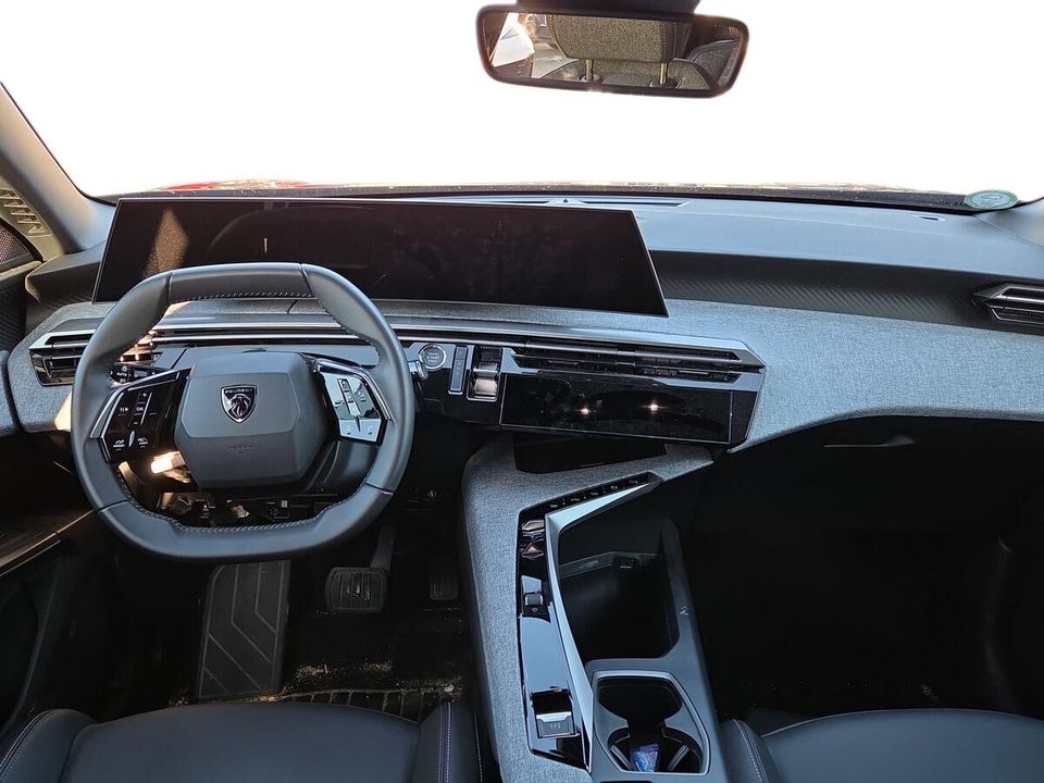 Peugeot e-5008 77 Allure 7prs 5d