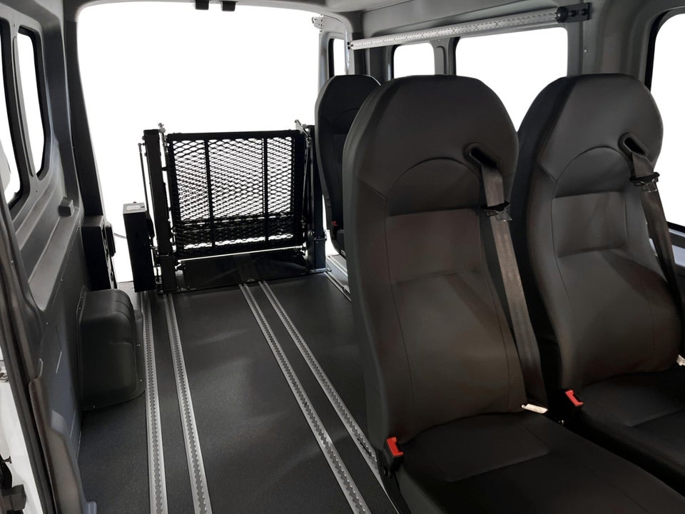 Ford E-Transit 350 L3 Kombi 68 Trend H2 RWD