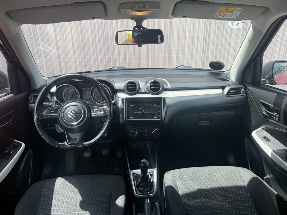 Suzuki Swift 1,0 Boosterjet SHVS Exclusive 5d
