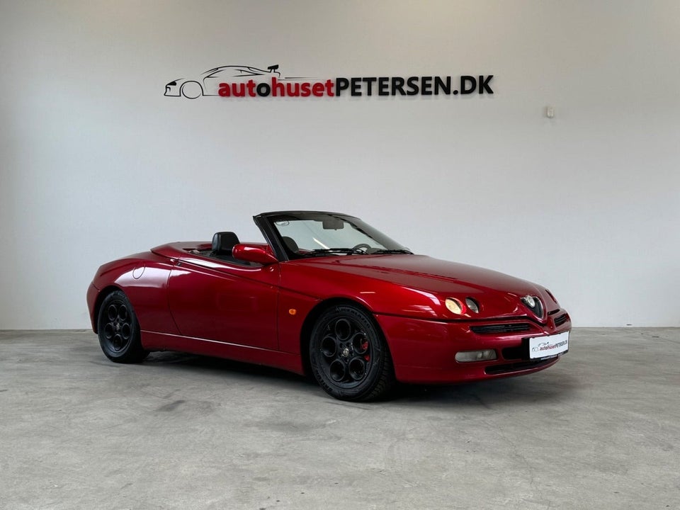 Alfa Romeo Spider 2,0 TS 16V 2d