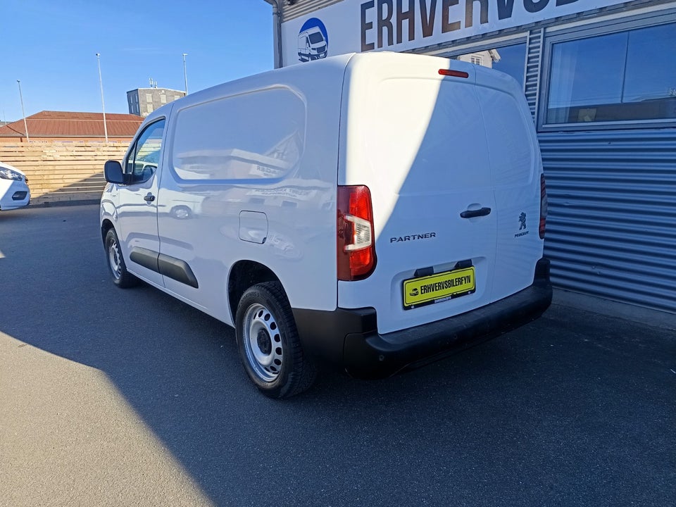 Peugeot Partner 1,5 BlueHDi 100 L2V2 Grip Van