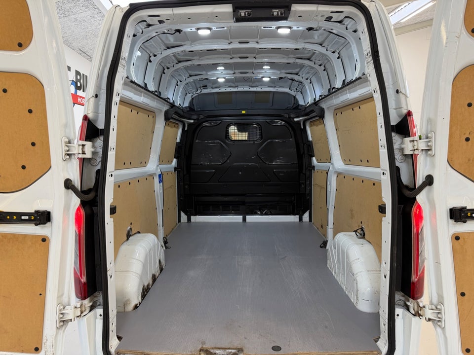 Ford Transit Custom 300 L2 2,0 TDCi 130 Trend