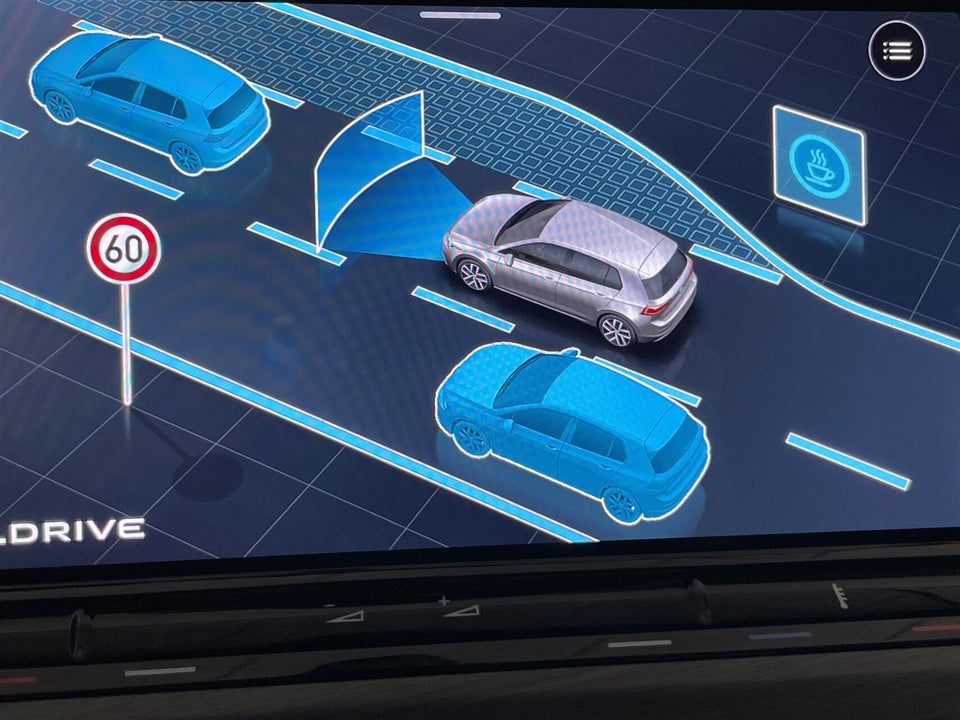 VW Golf VIII 1,4 eHybrid DSG 5d