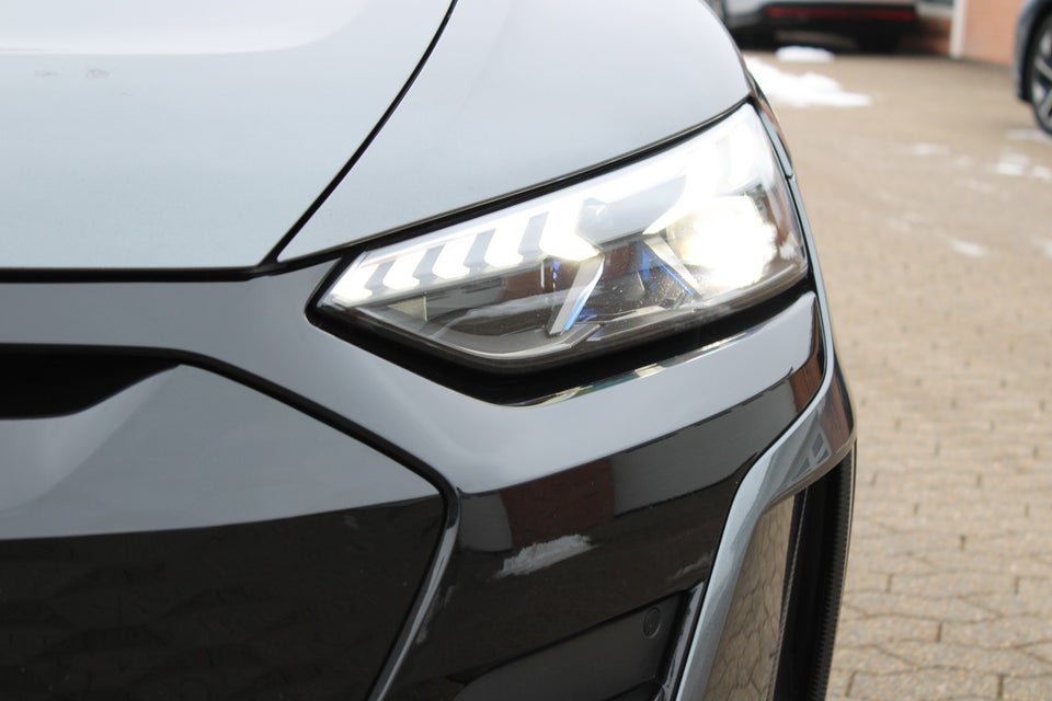 Audi RS e-tron GT quattro 4d