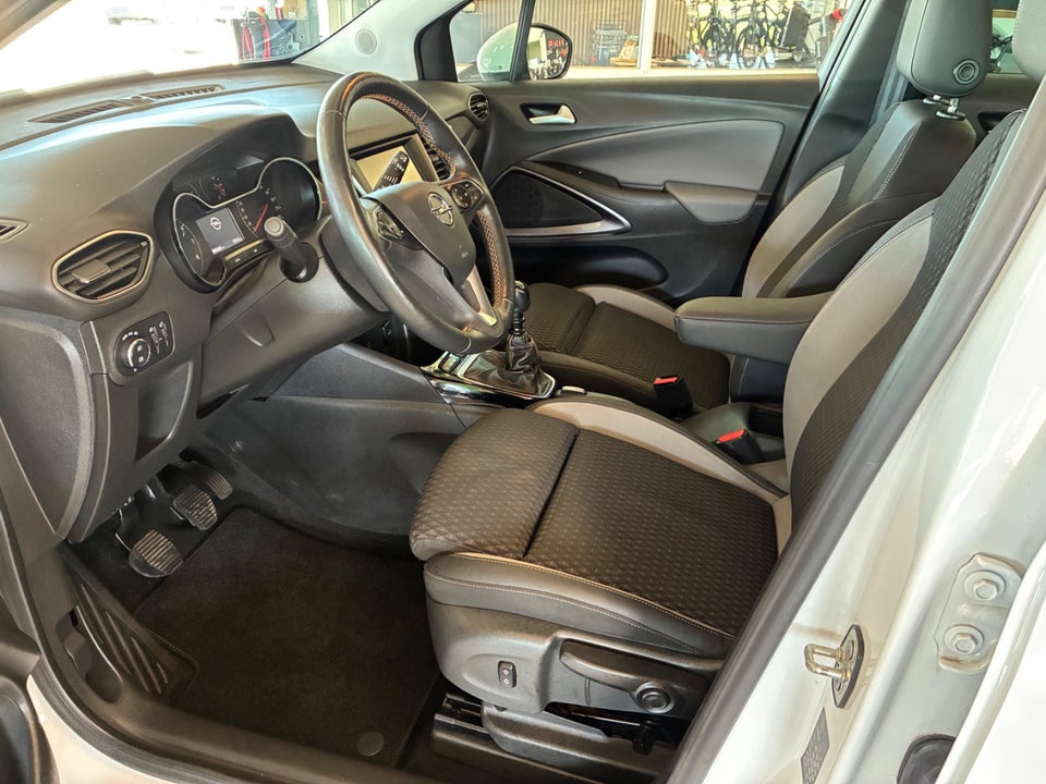 Opel Crossland X 1,2 T 110 Elegance 5d