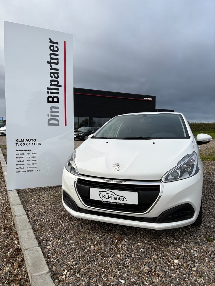 Peugeot 208 1,5 BlueHDi 100 Envy+ 5d