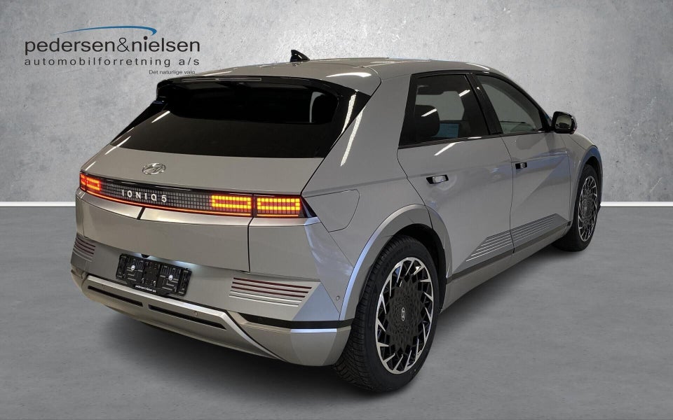 Hyundai Ioniq 5 73 Uniq 5d