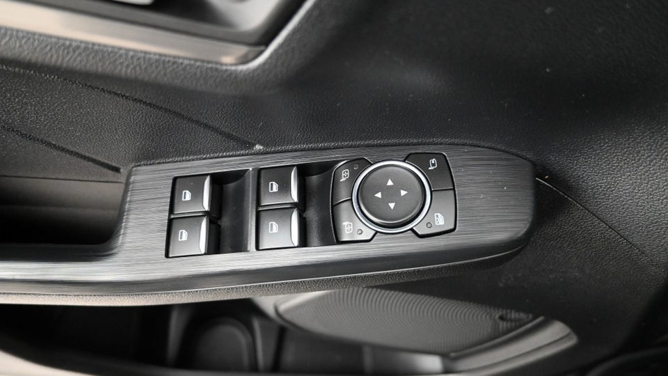 Ford Kuga 2,5 PHEV Titanium CVT 5d