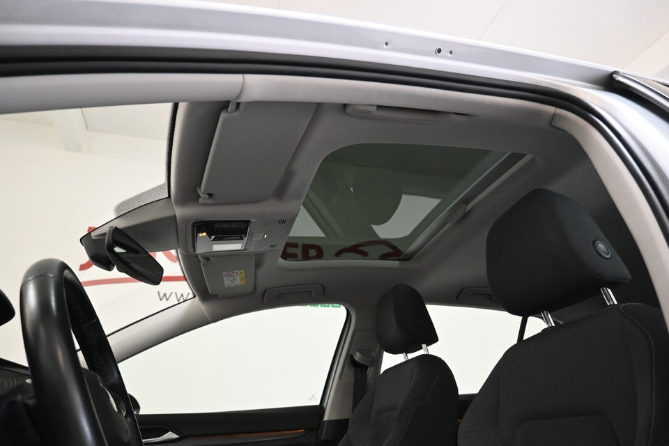 VW Golf VIII 1,4 eHybrid DSG 5d