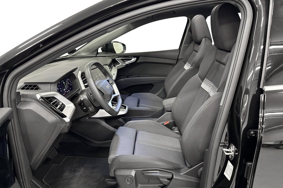 Audi Q4 e-tron 45 Progress 5d