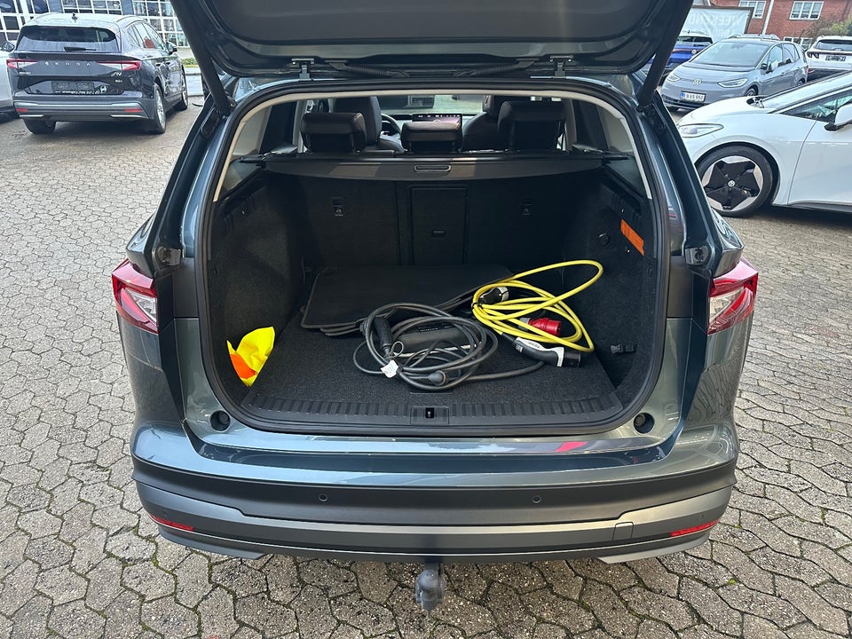 Skoda Enyaq 80 iV Suite 5d