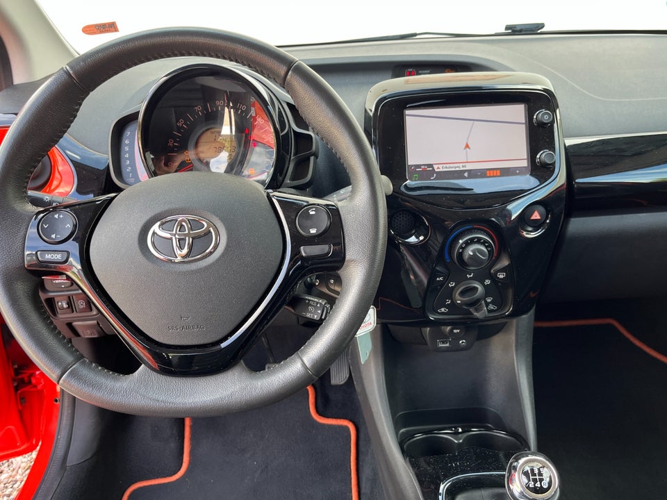 Toyota Aygo 1,0 VVT-i x-cite 5d