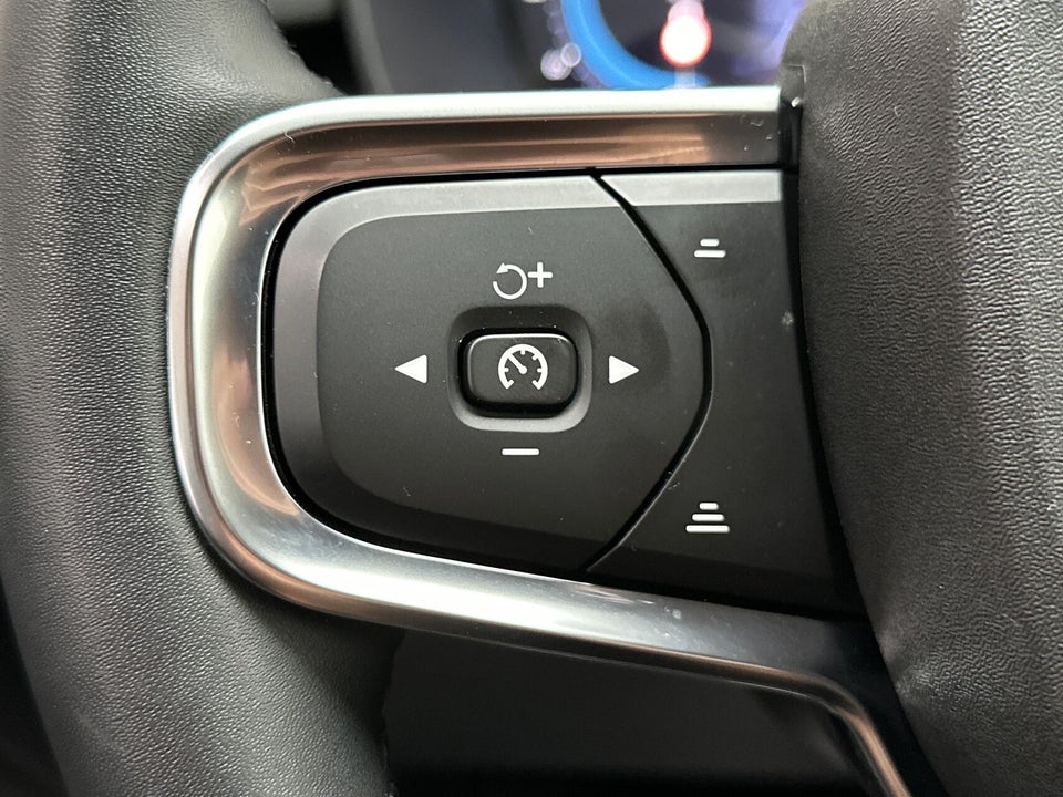 Volvo XC40 P6 ReCharge Core 5d