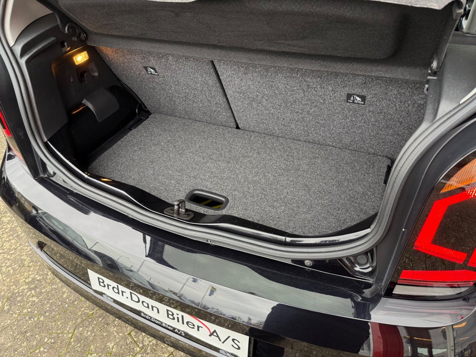 VW e-Up! Move Up! 5d