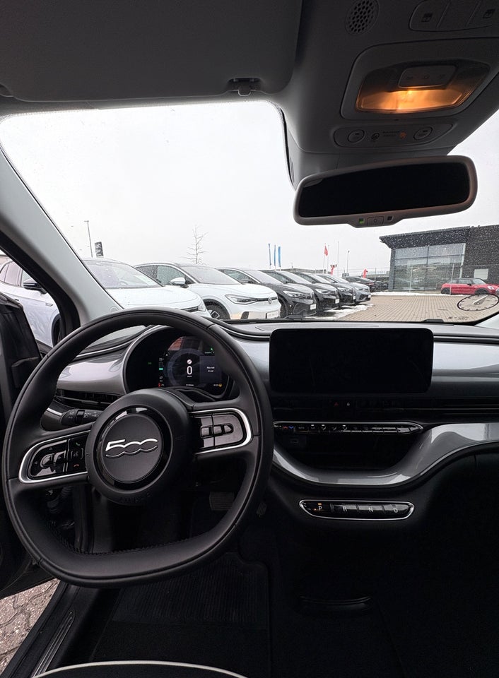 Fiat 500e 42 Icon Cabrio 2d