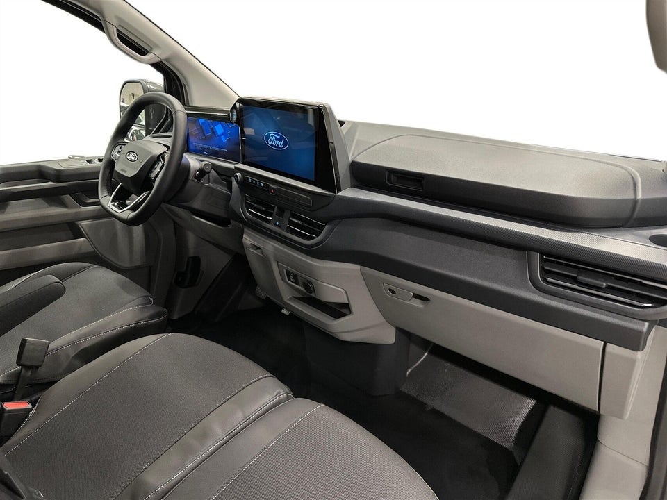 Ford Transit Custom 320L 2,0 EcoBlue Limited aut.