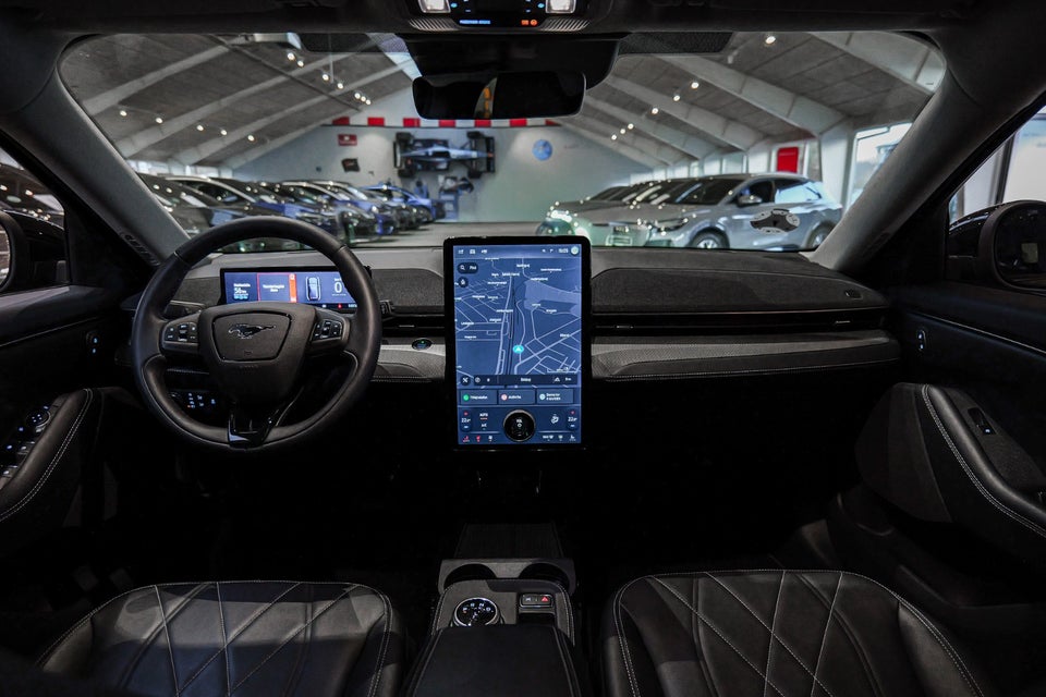 Ford Mustang Mach-E 75 Standard Range 5d