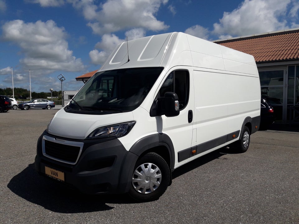 Peugeot Boxer 435 2,0 BlueHDi 163 L4H3 Premium