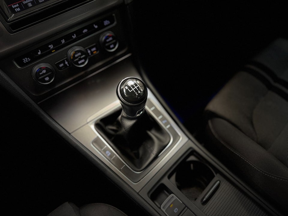 VW Golf VII 1,6 TDi 110 Edition 40 BM 5d