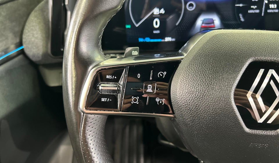Renault Megane E-Tech 60 Techno 5d