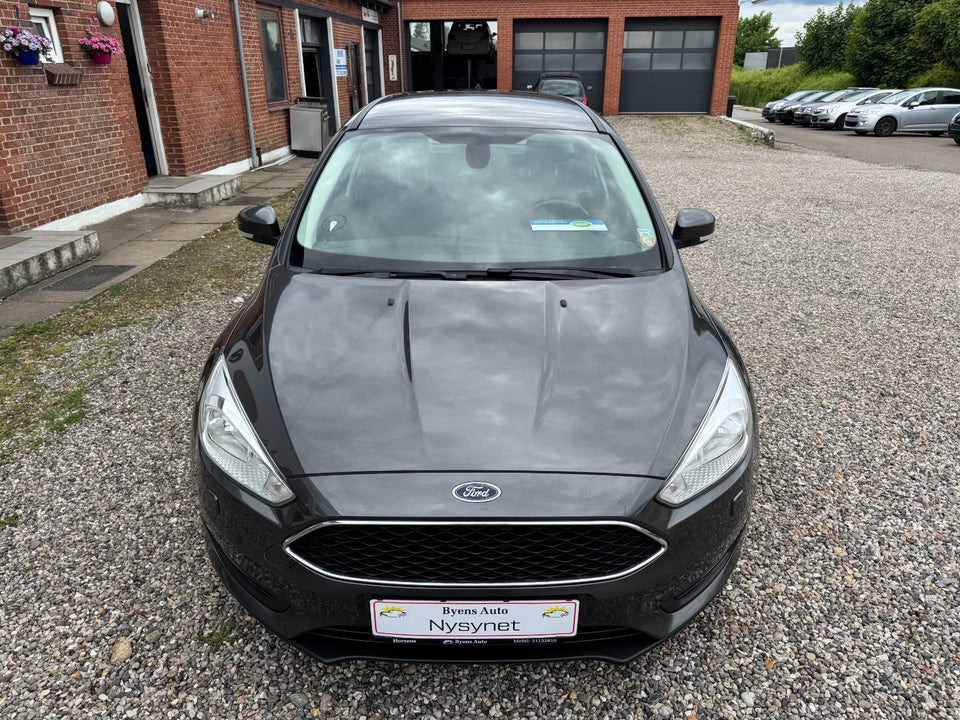 Ford Focus 1,0 SCTi 100 Titanium stc. 5d