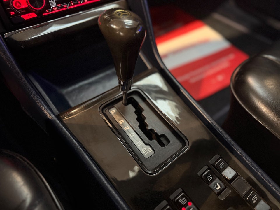 Mercedes 380 SEC 3,8 V8 2d