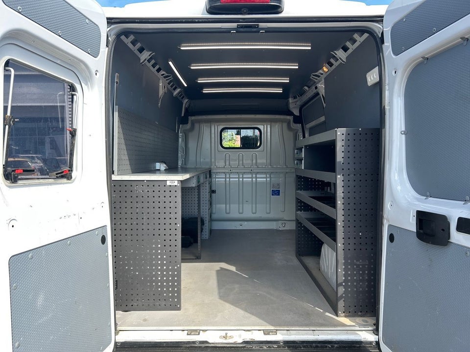 Citroën Jumper 33 2,2 BlueHDi 140 L2H2 FlexLine