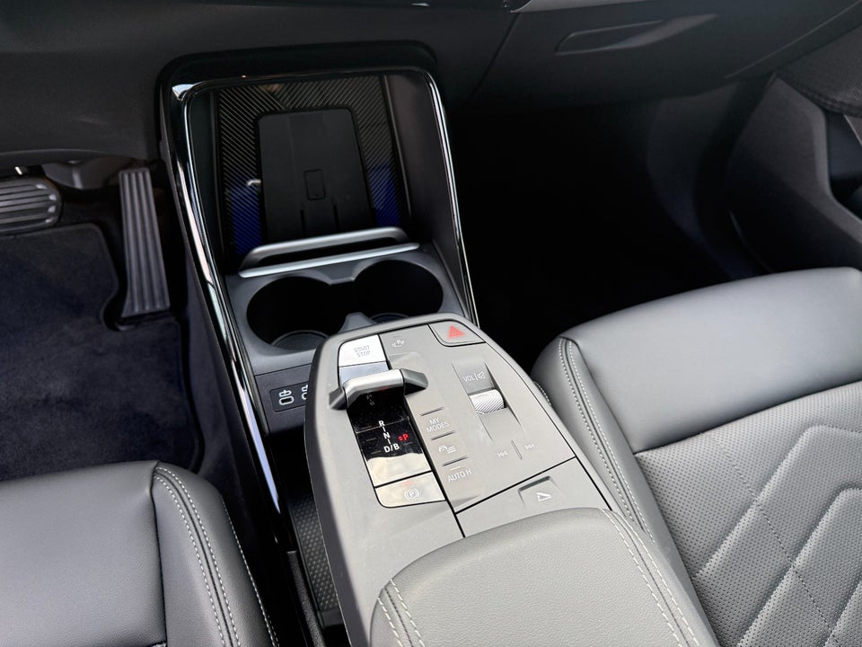 BMW iX1 eDrive20 X-Line 5d