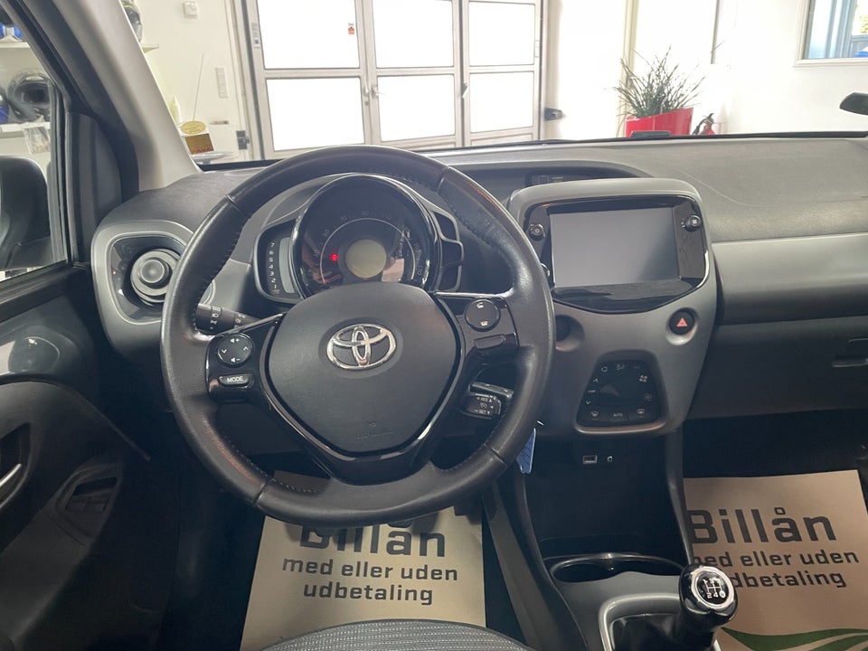 Toyota Aygo 1,0 VVT-i x-sky 5d