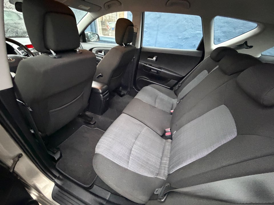 Kia Ceed 1,6 CRDi 115 Active Fashion SW 5d