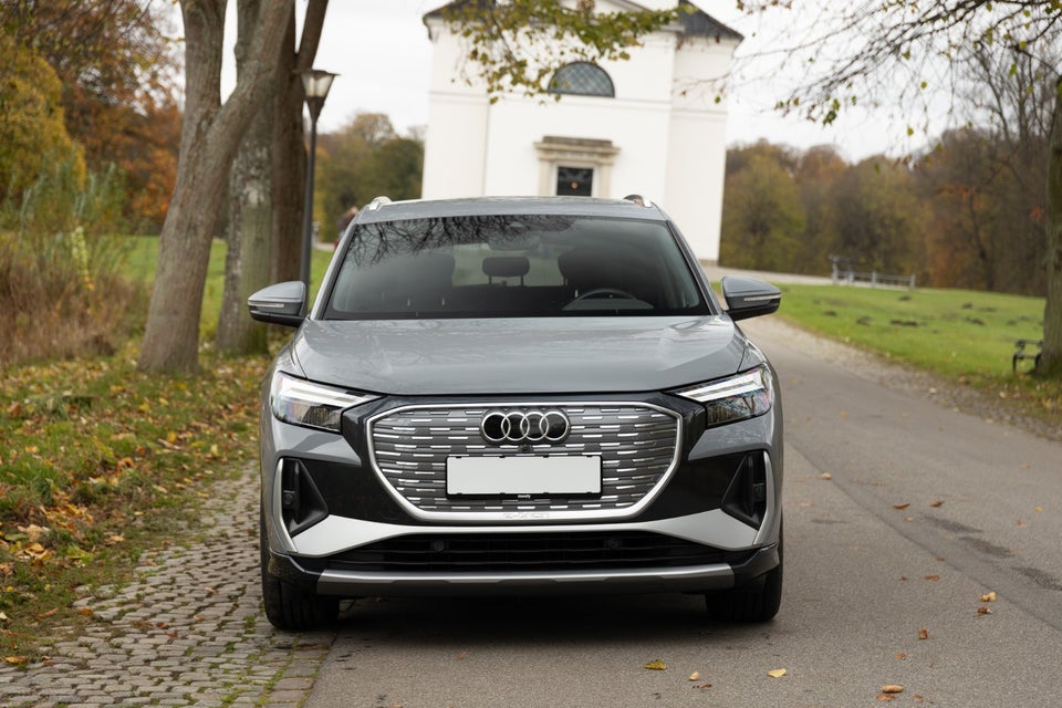 Audi Q4 e-tron 35 S-line 5d