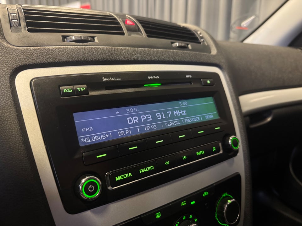 Skoda Octavia 2,0 TDi Ambiente Combi 5d