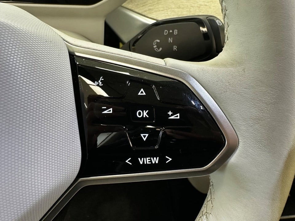 VW ID.Buzz 77 Pro SWB 5d