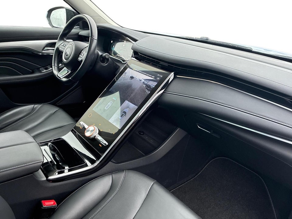 MG Marvel R Luxury 5d