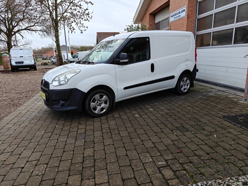 Fiat Doblò Cargo 1,3 MJT Basic L1 4d