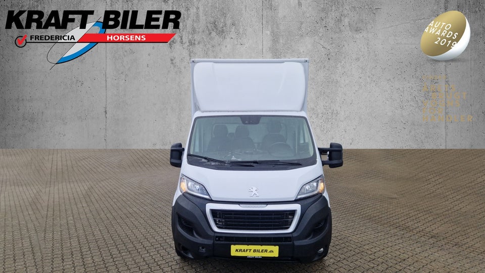 Peugeot Boxer 335 2,2 BlueHDi 140 L3 Alukasse m/lift