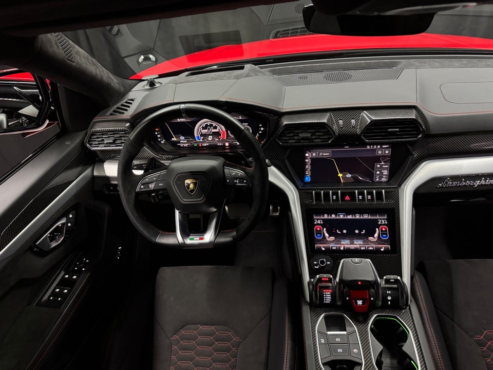 Lamborghini Urus 4,0  5d