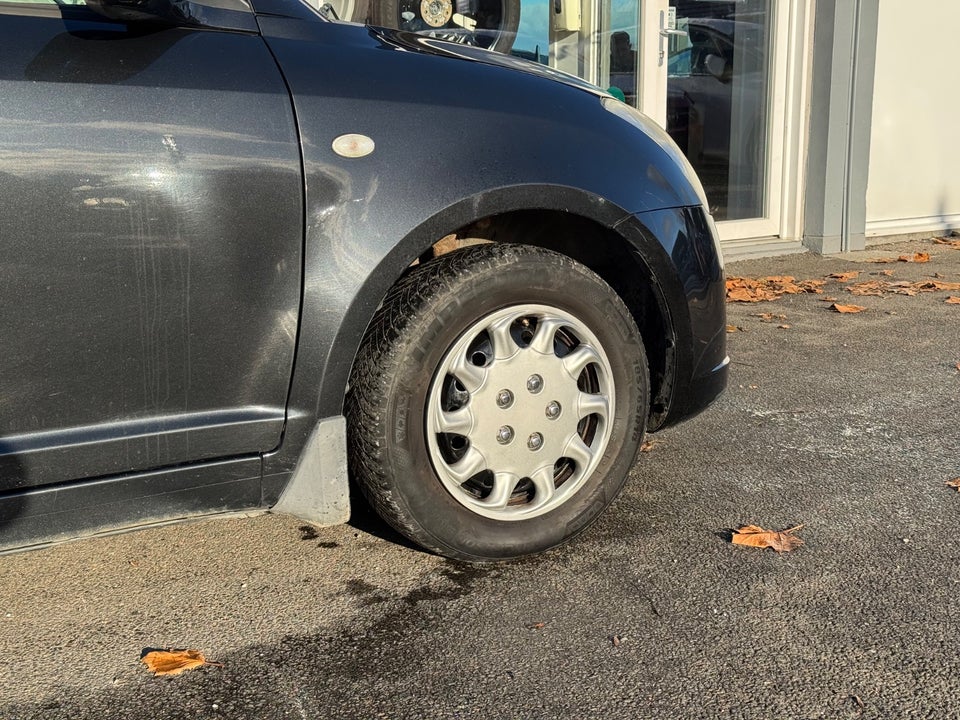 Suzuki Swift 1,5 GL-A 5d