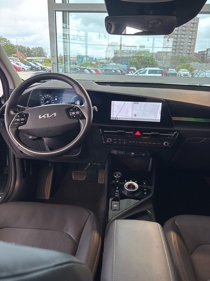 Kia Niro 64 EV Prestige 5d