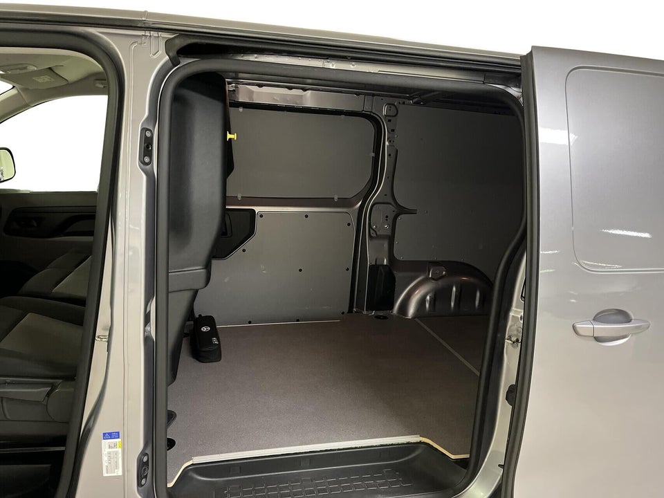 Toyota ProAce 2,0 D 177 Long Comfort Master aut. 5d