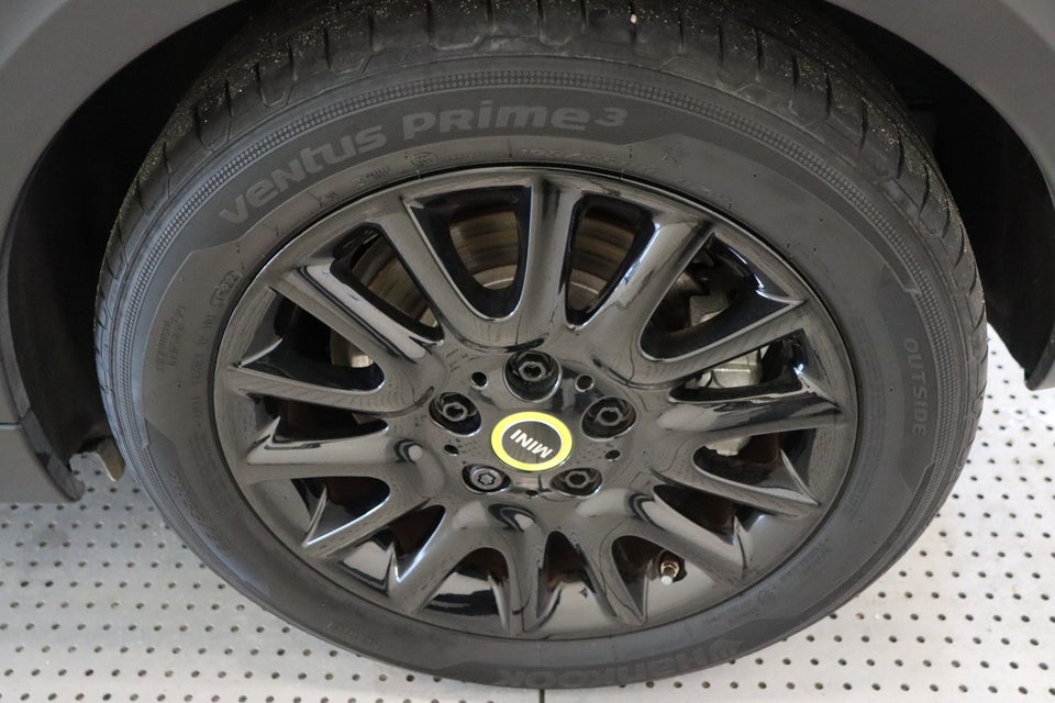 MINI Cooper SE Camden Edition 3d